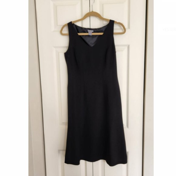 Ann Taylor Little black dress Size 4 - Picture 1 of 3